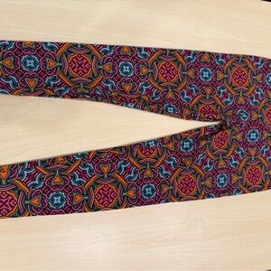 LuLaRoe Multicolor Celtic Knot Leggings